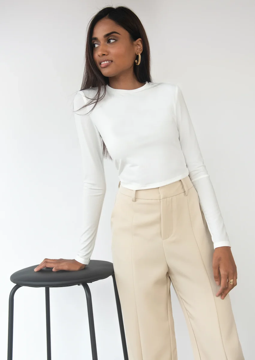 Pantalon beige fendu devant – Image 3